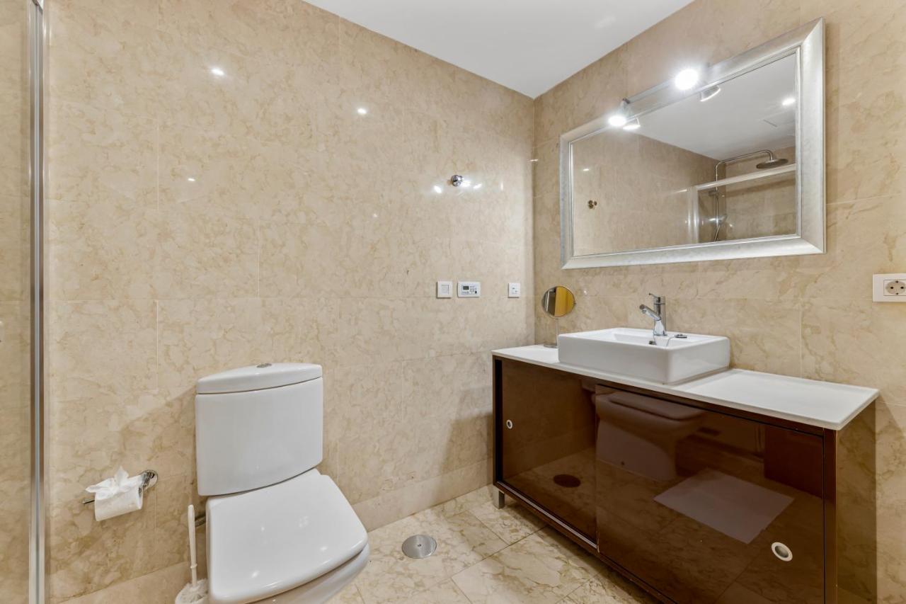 Home2book Stylish Beach Apartment *
