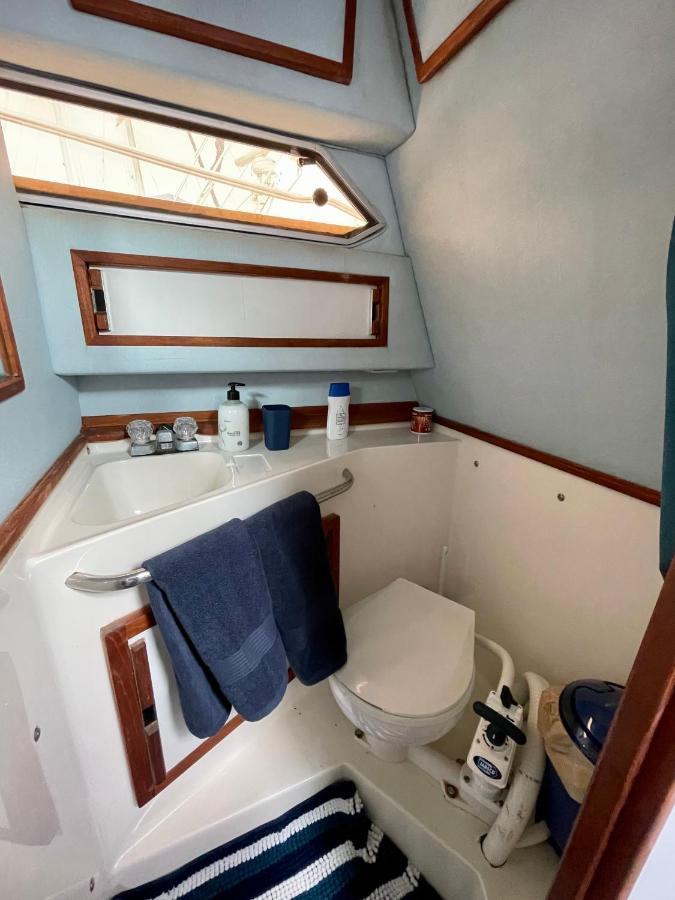 Hotel en barco Barco Tuareg Puerto Calero