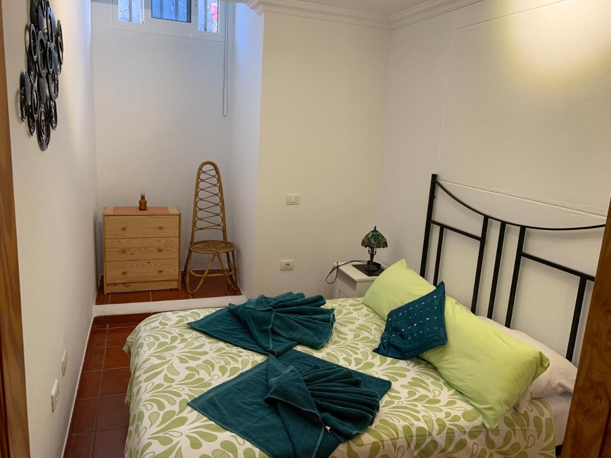 Apartment Basement Very Large Fantastic Location