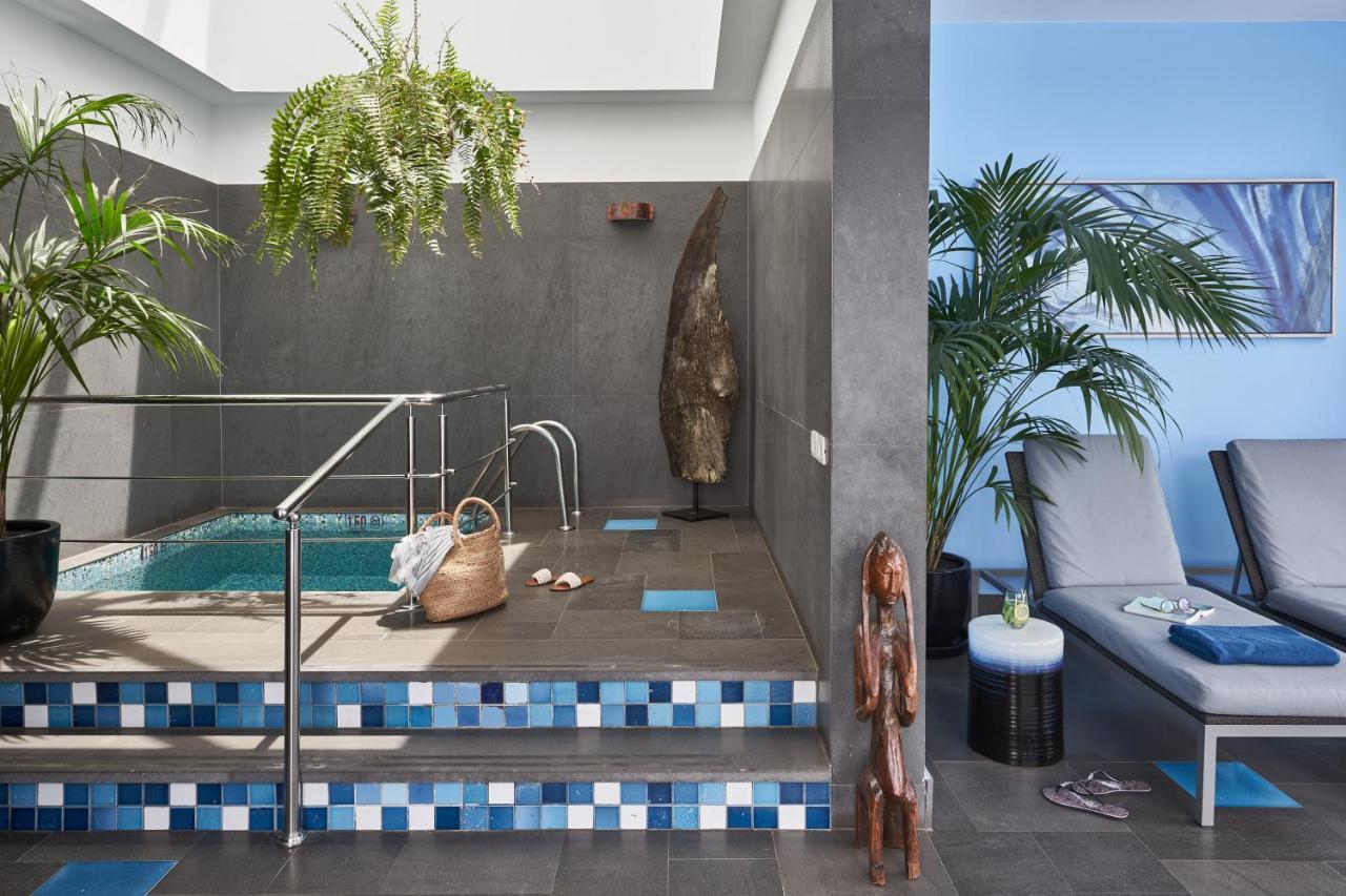 Hotel Seaside Jameos 4*