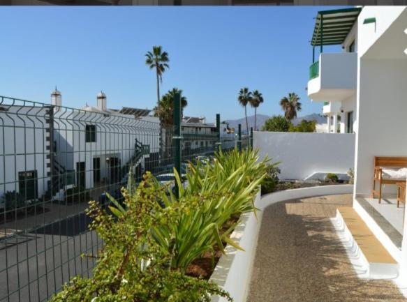 Apartment Beautiful Spacious 1-bed With Aircon *