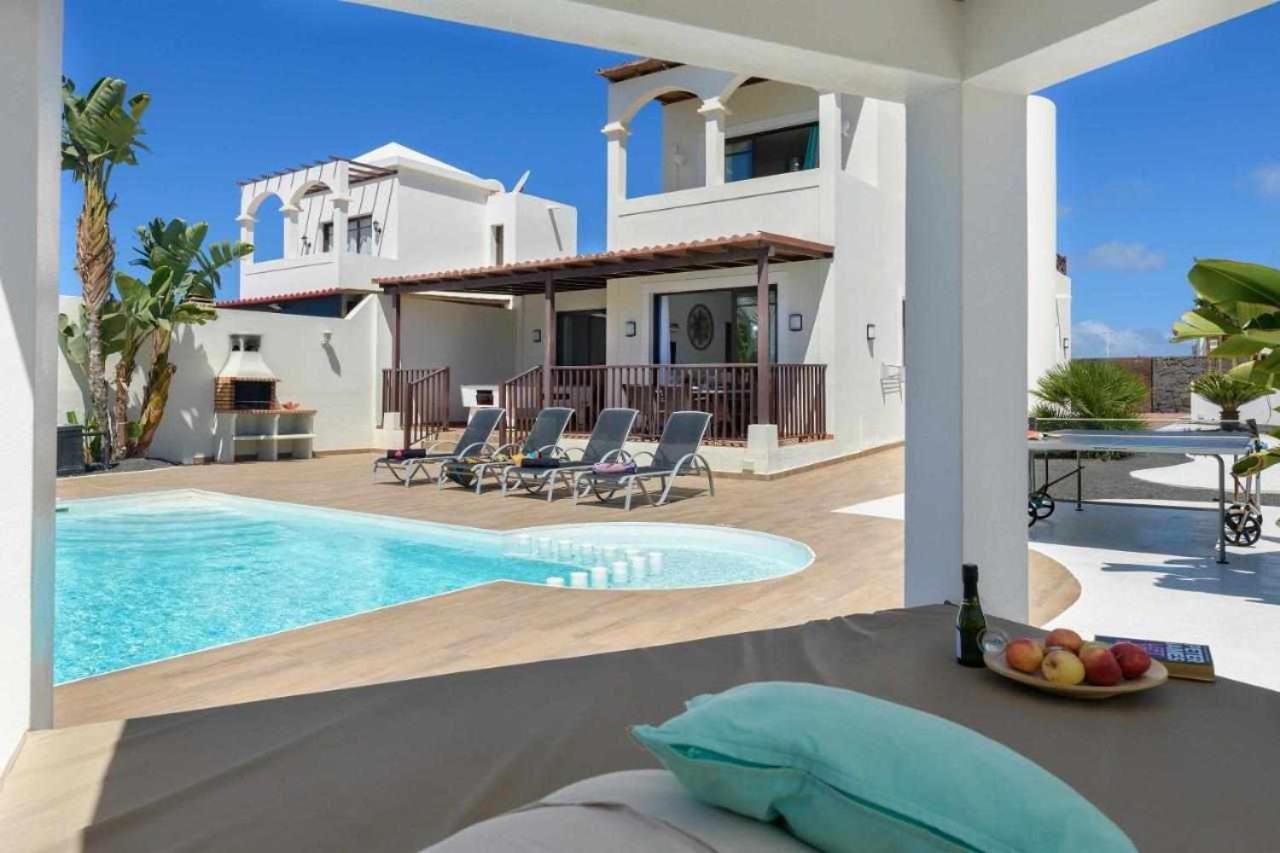 Aguamarina Piscina Climatizada Villa Playa Blanca (Lanzarote)