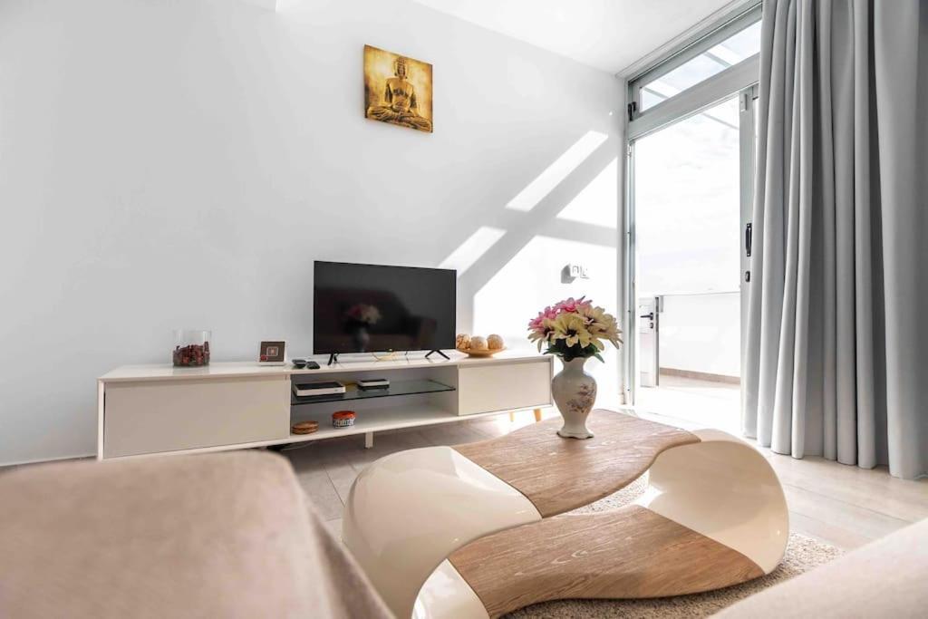 Gracioseros 111 Ground Floor Cozy * Tias
