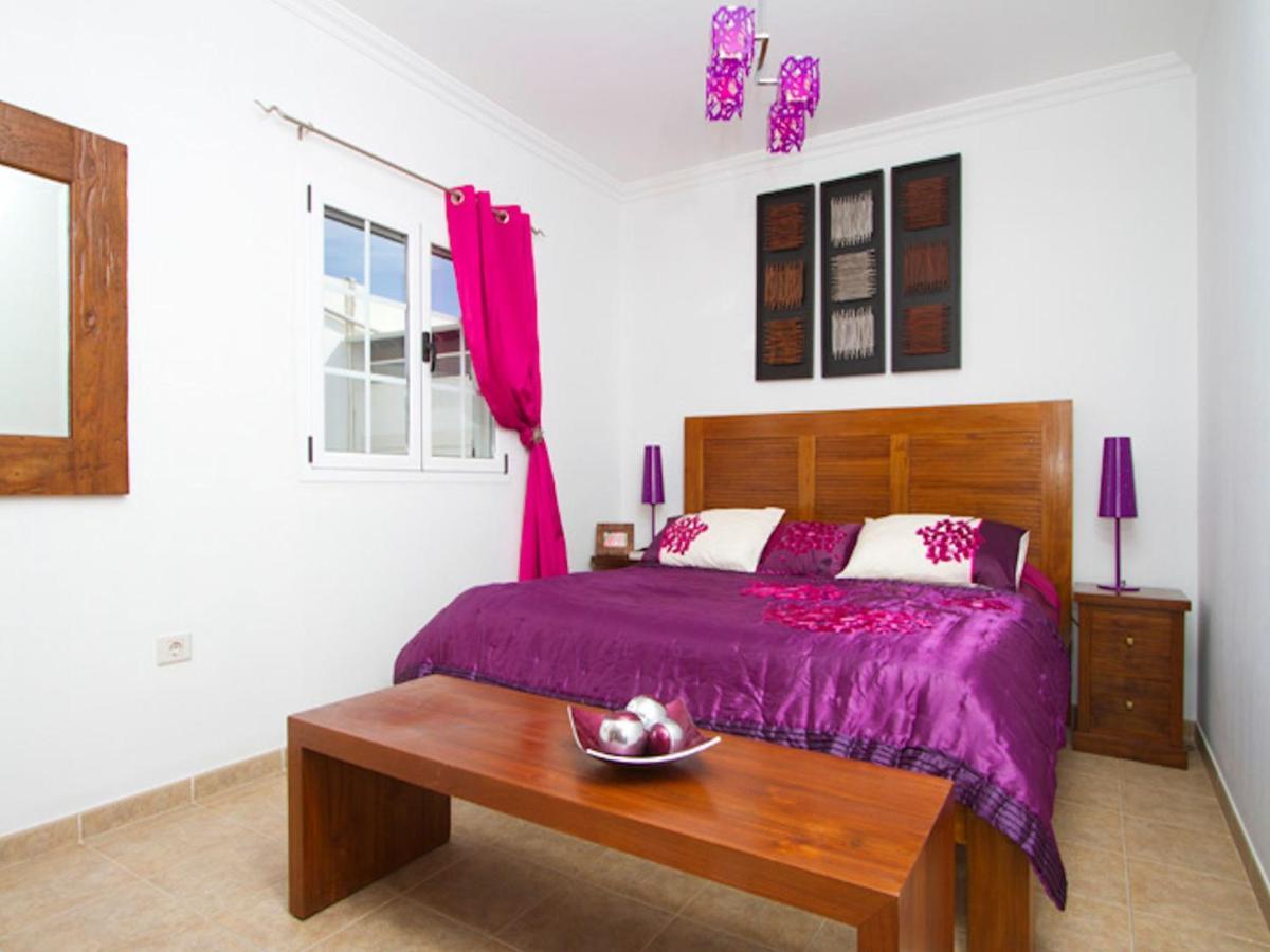 Joanne - 4 Bedroom - Wifi And Air Conditioning - Perfect For Families * Puerto del Carmen (Lanzarote)