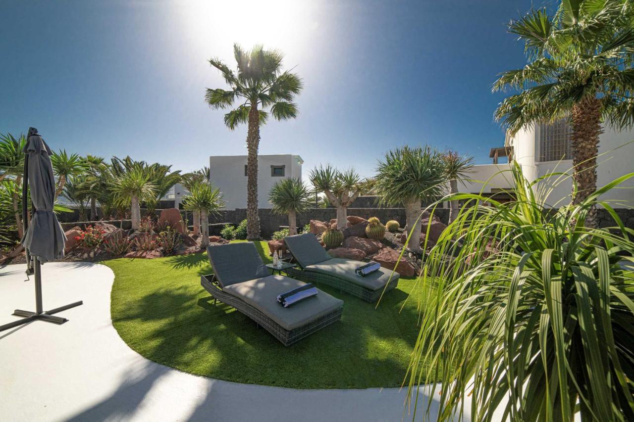Beautiful Lanzarote 3 Bedrooms Irlanda Private Pool Only 400m From The Sea Villa
