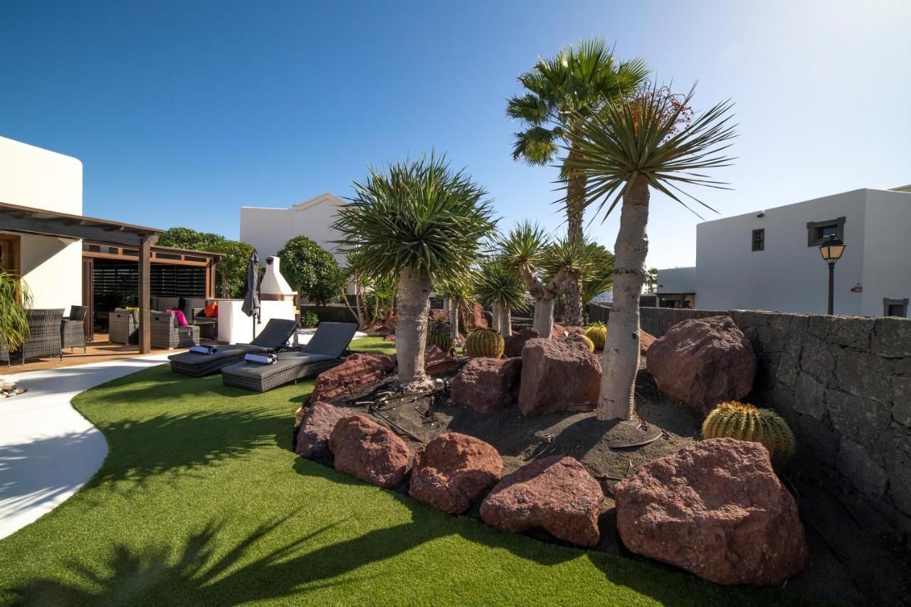 Beautiful Lanzarote 3 Bedrooms Irlanda Private Pool Only 400m From The Sea Villa