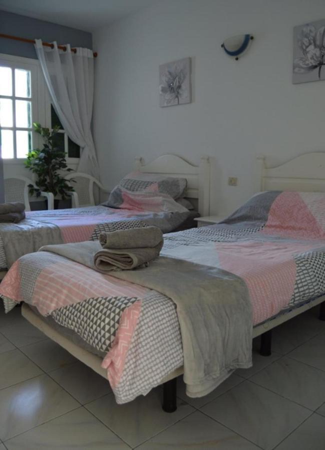 Apartment Beautiful Spacious 1-bed With Aircon Puerto del Carmen (Lanzarote)