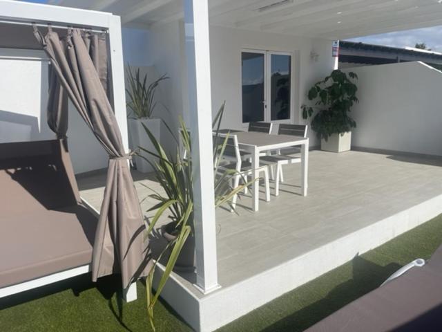New Lanzasuites Villa Playa Blanca (Lanzarote)