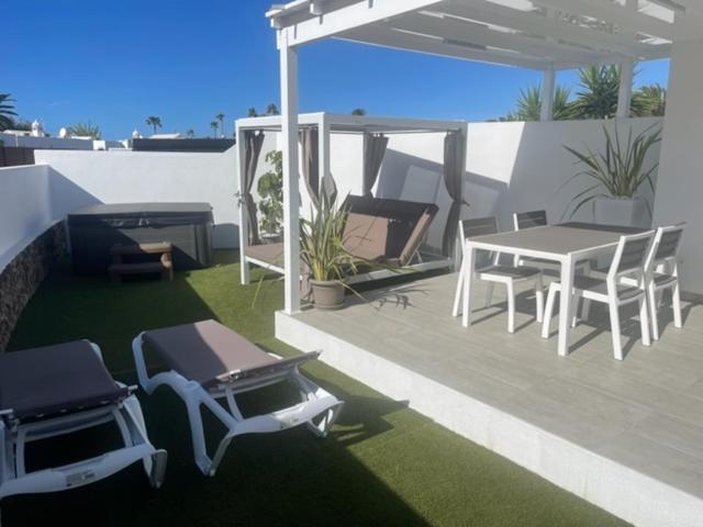 Villa New Lanzasuites