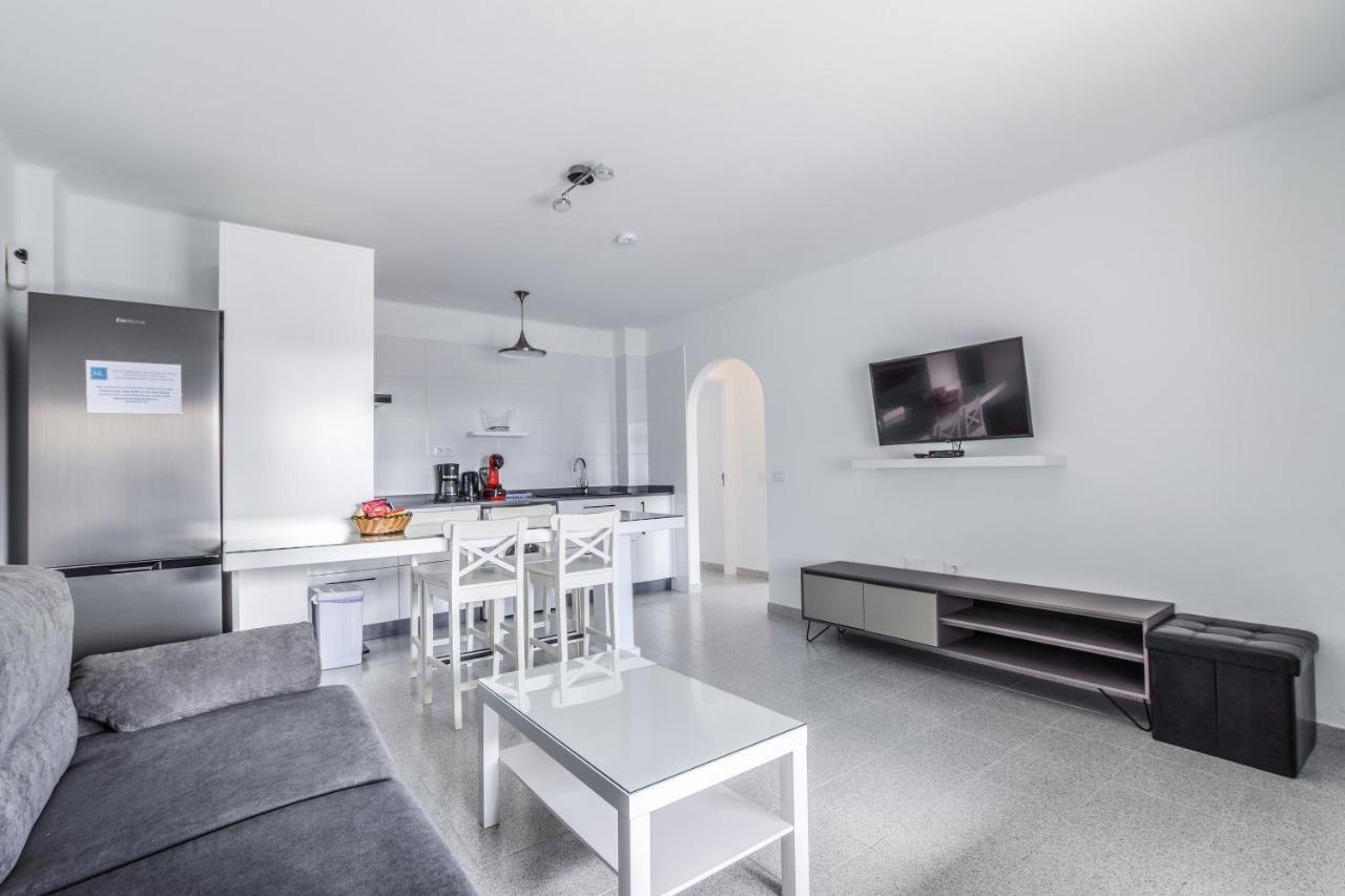 New Lanzasuites Villa