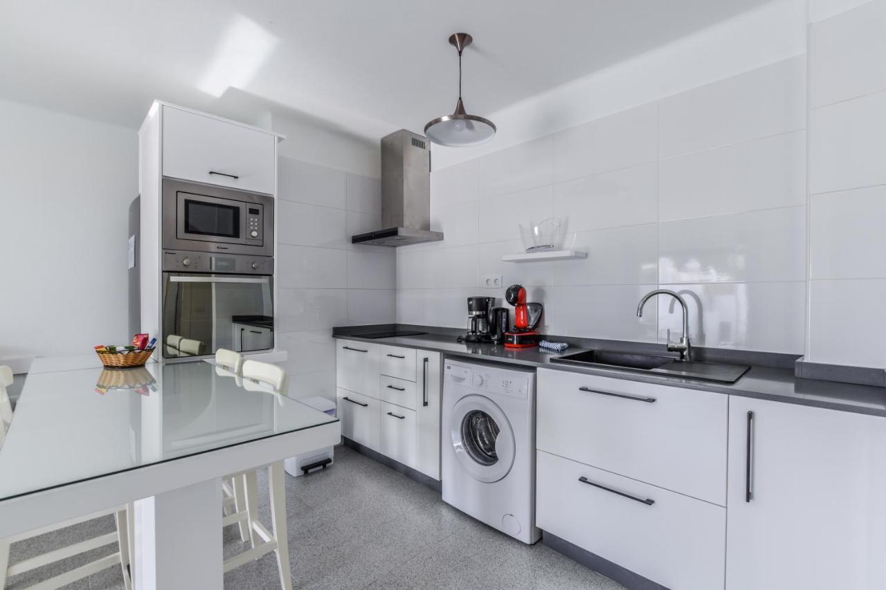 New Lanzasuites Villa