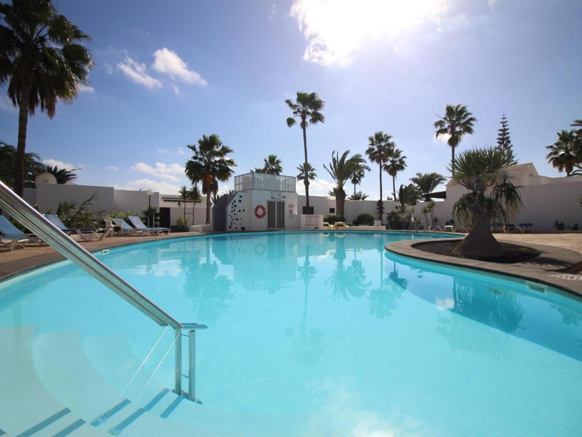 Casa De Mas En Playa Bastian Costa Teguise
