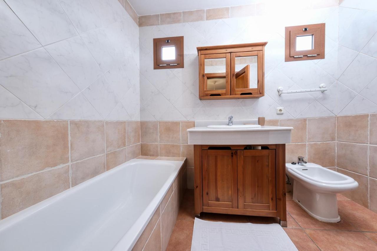 Casa Elin-shared Pool, Fast Wifi Сasa de vacaciones Costa Teguise