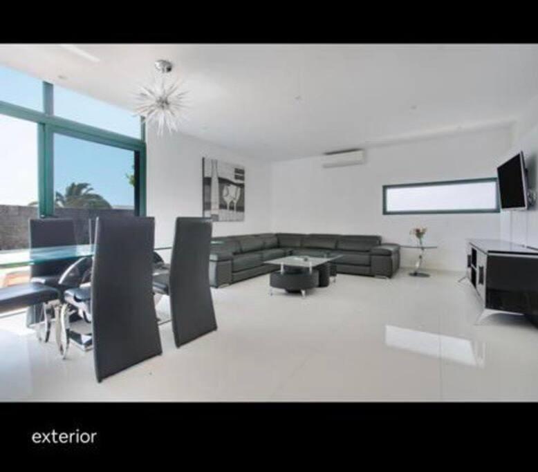 Villa Spacious Private & Private Heated Pool - Sunshine *
