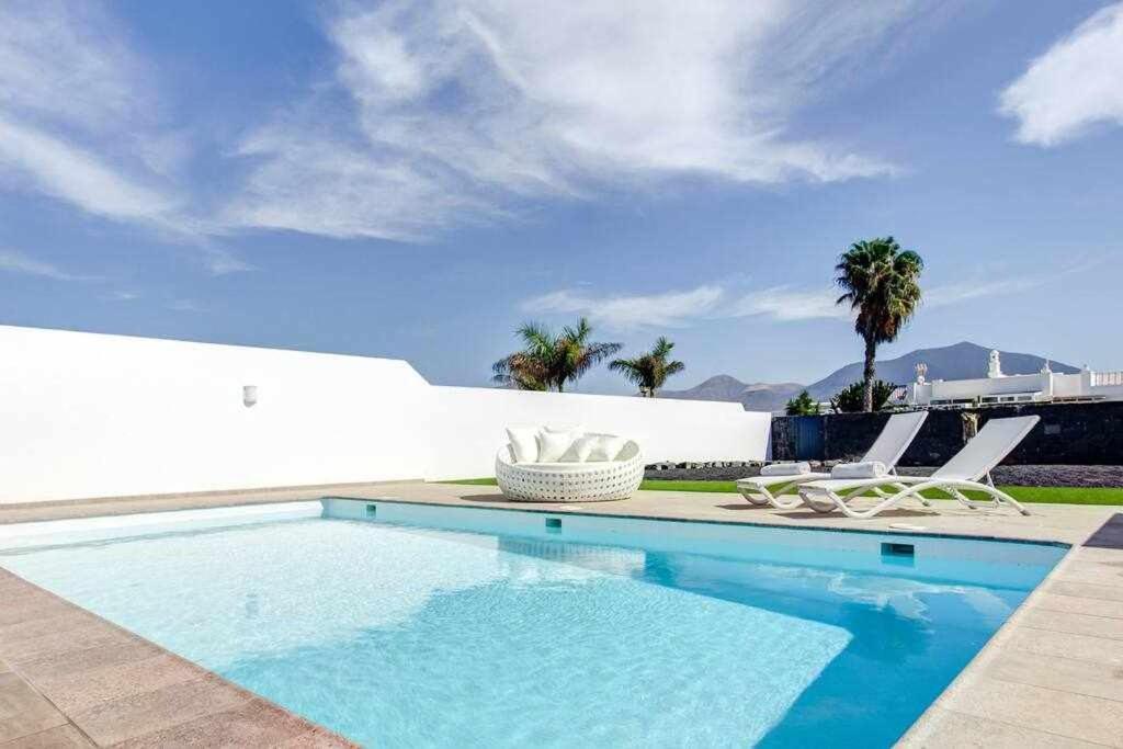 Homu Bianca Fantastica Con Piscina Privad Villa