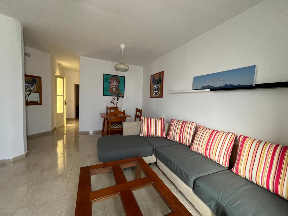 Playa Chica With Terrace 100 M From The Sea Apartamento *