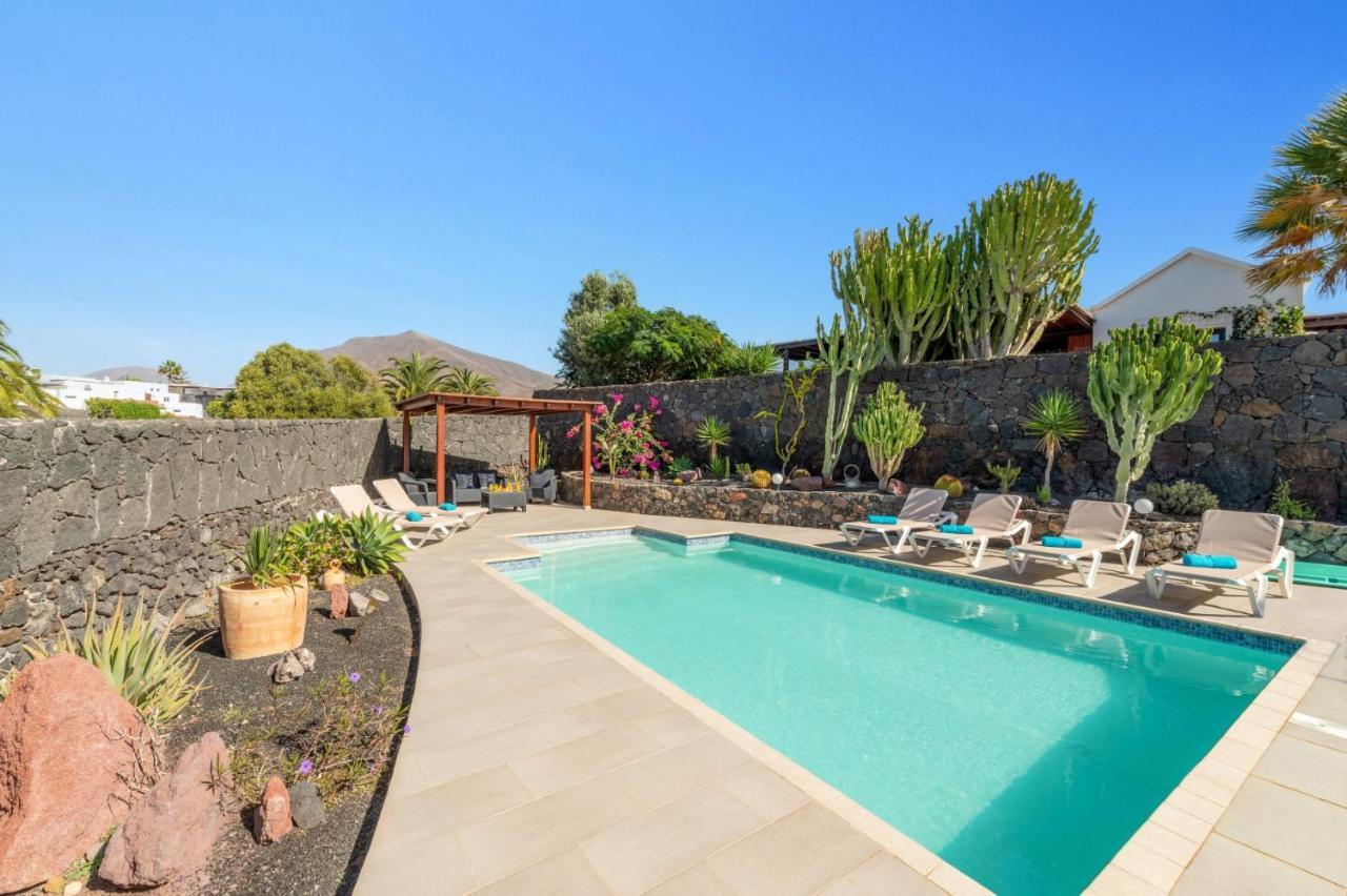 Villa Sarita Sol By