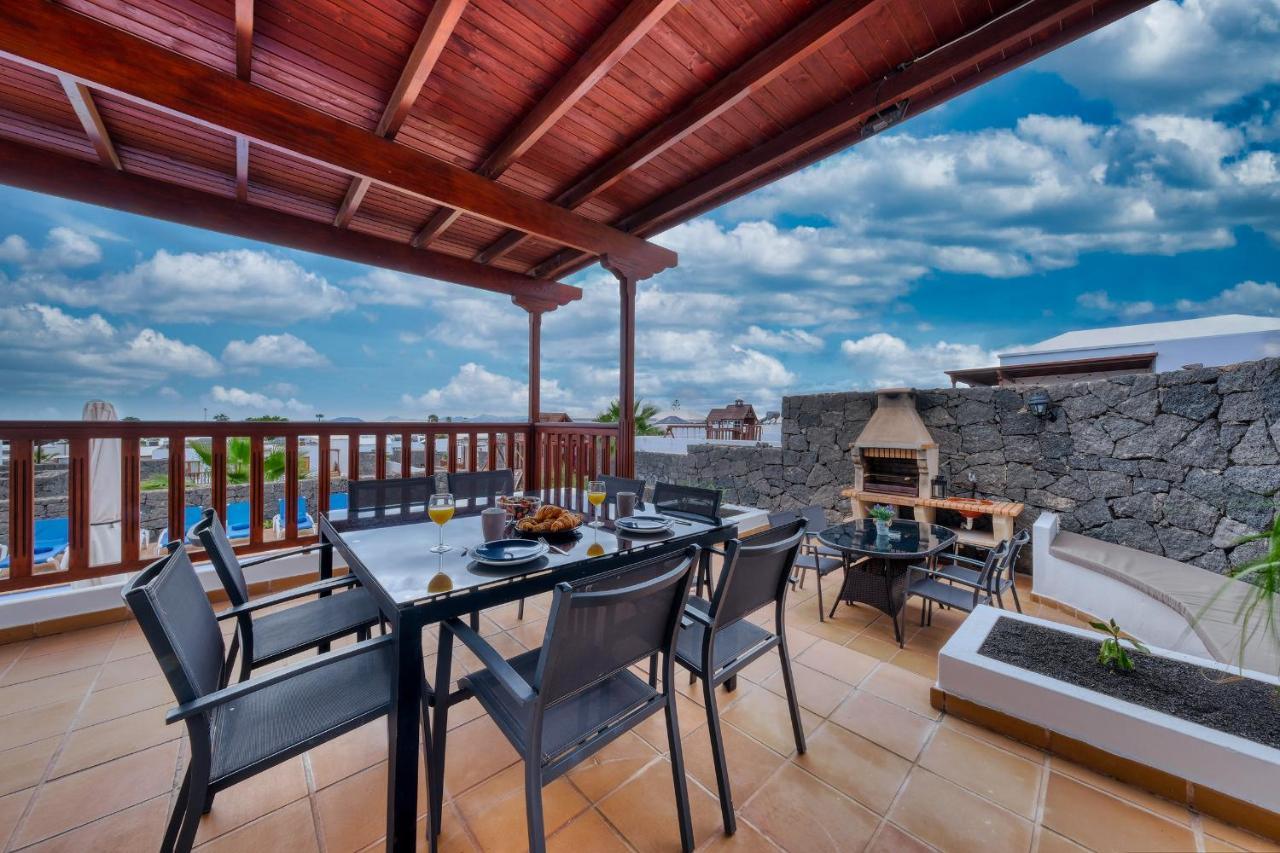 Flavia-private Pool, Jacuzzi, Sea Views Villa Playa Blanca (Lanzarote)