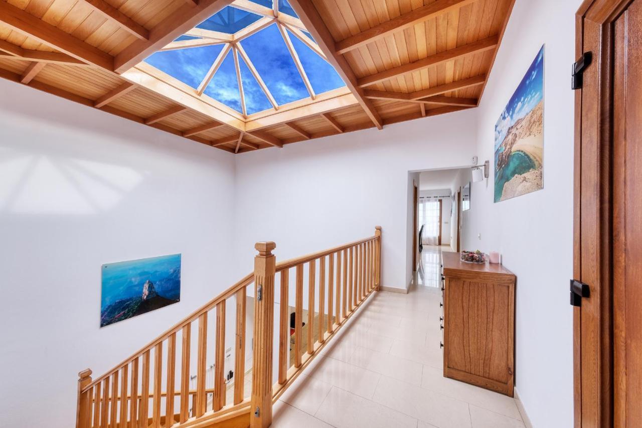 Flavia-private Pool, Jacuzzi, Sea Views Villa *