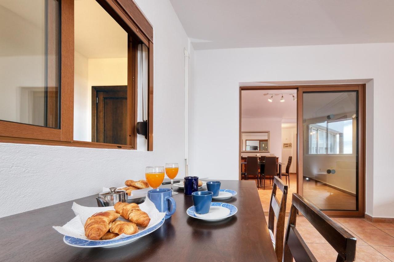 Casa Elin-shared Pool, Fast Wifi Costa Teguise