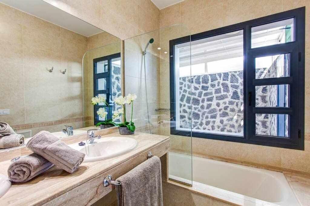 Villa Homu Bianca Fantastica Con Piscina Privad Playa Blanca (Lanzarote)