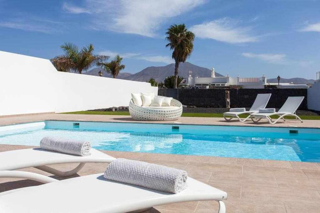 Homu Bianca Fantastica Con Piscina Privad Villa