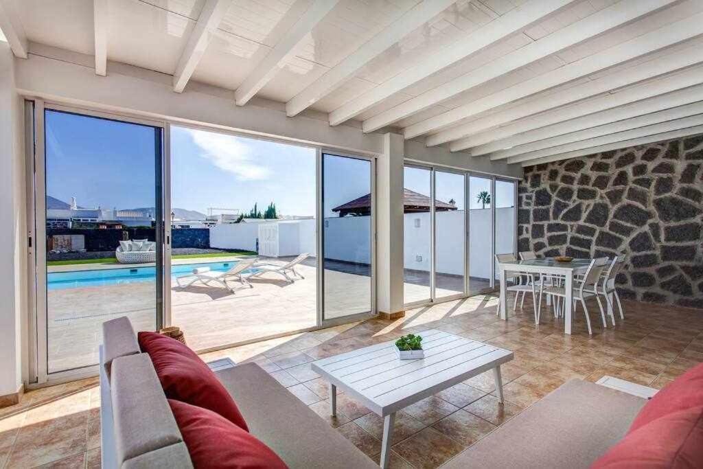 Villa Homu Bianca Fantastica Con Piscina Privad
