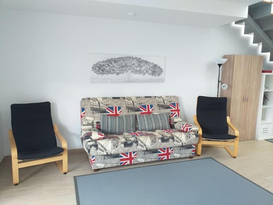 New Luxury With Jacuzzi In Heart Of Lanzarote Holiday home Costa Teguise