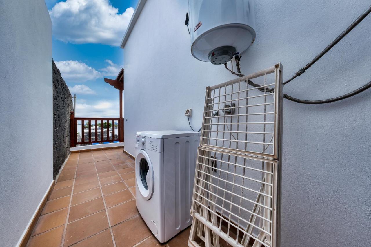 Villa Flavia-private Pool, Jacuzzi, Sea Views Playa Blanca (Lanzarote)