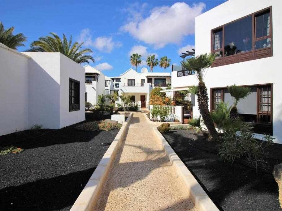 Casa De Mas En Playa Bastian