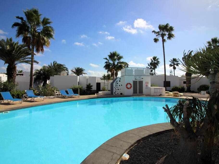 Casa De Mas En Playa Bastian Costa Teguise