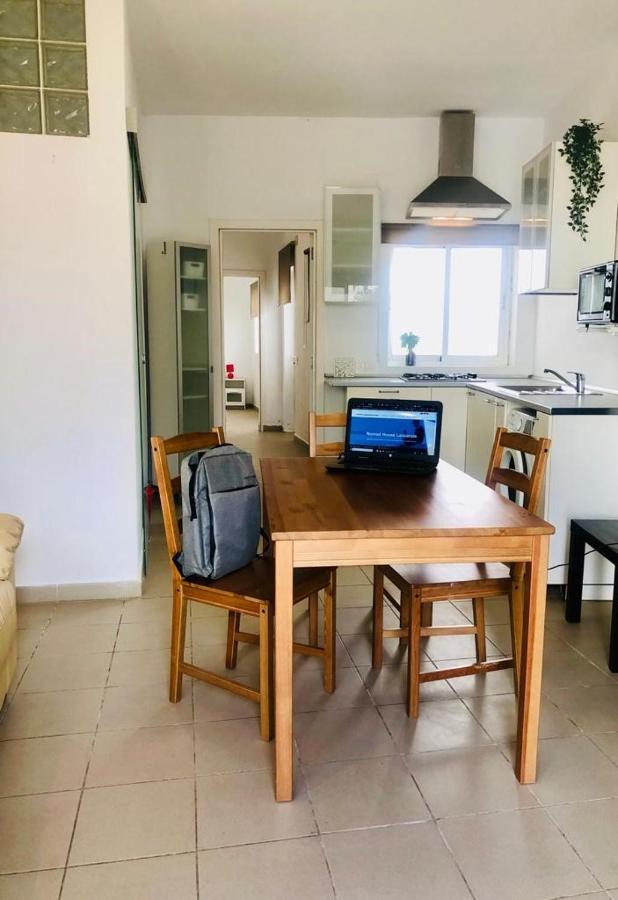 Nomad House Lanzarote D Apartamento Haría