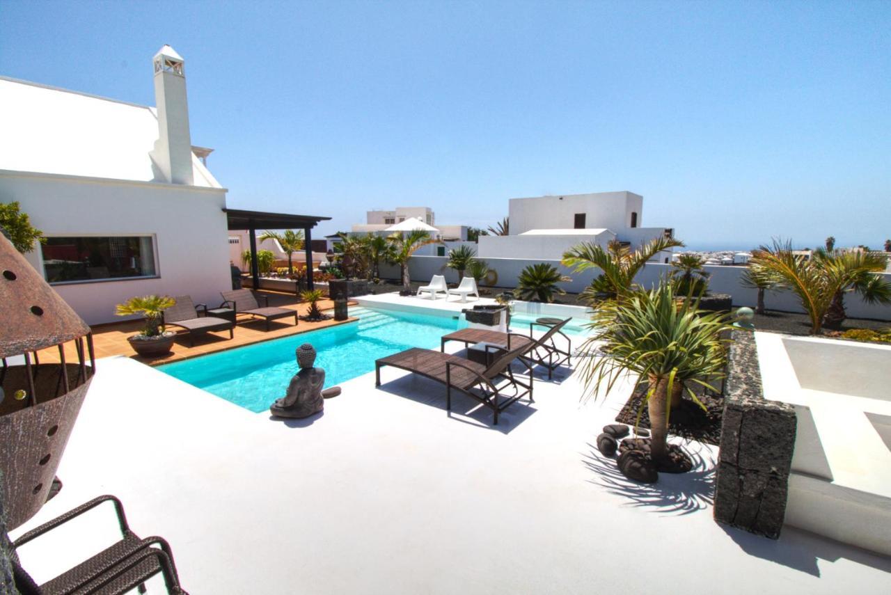 Canis Villa