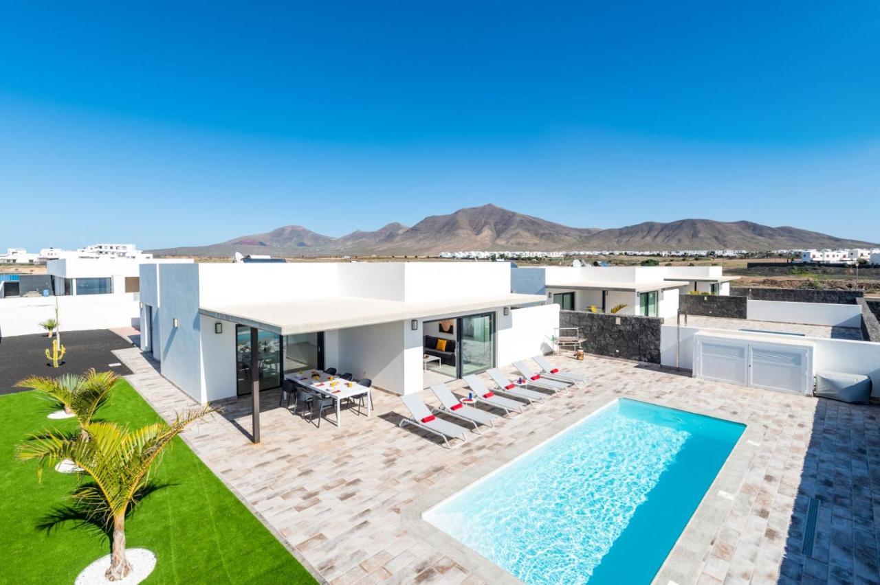 Villa Mifaya By *