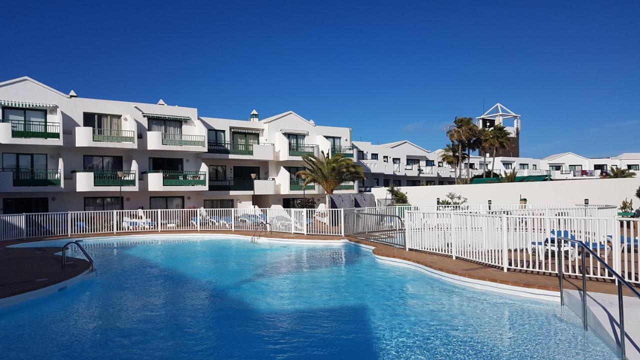 Apartment Lanzarote Apartment: Beachfront Oasis In