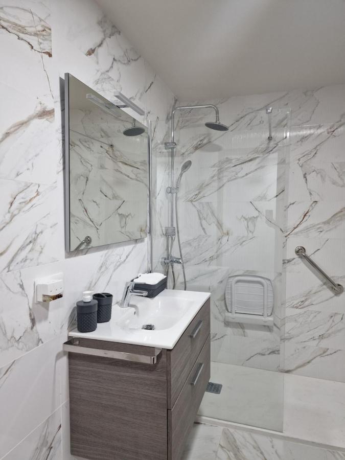 Miribel Apartamento *
