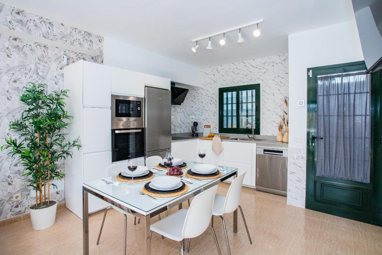 Casa Evelyn Piscina Climatizada Holiday home