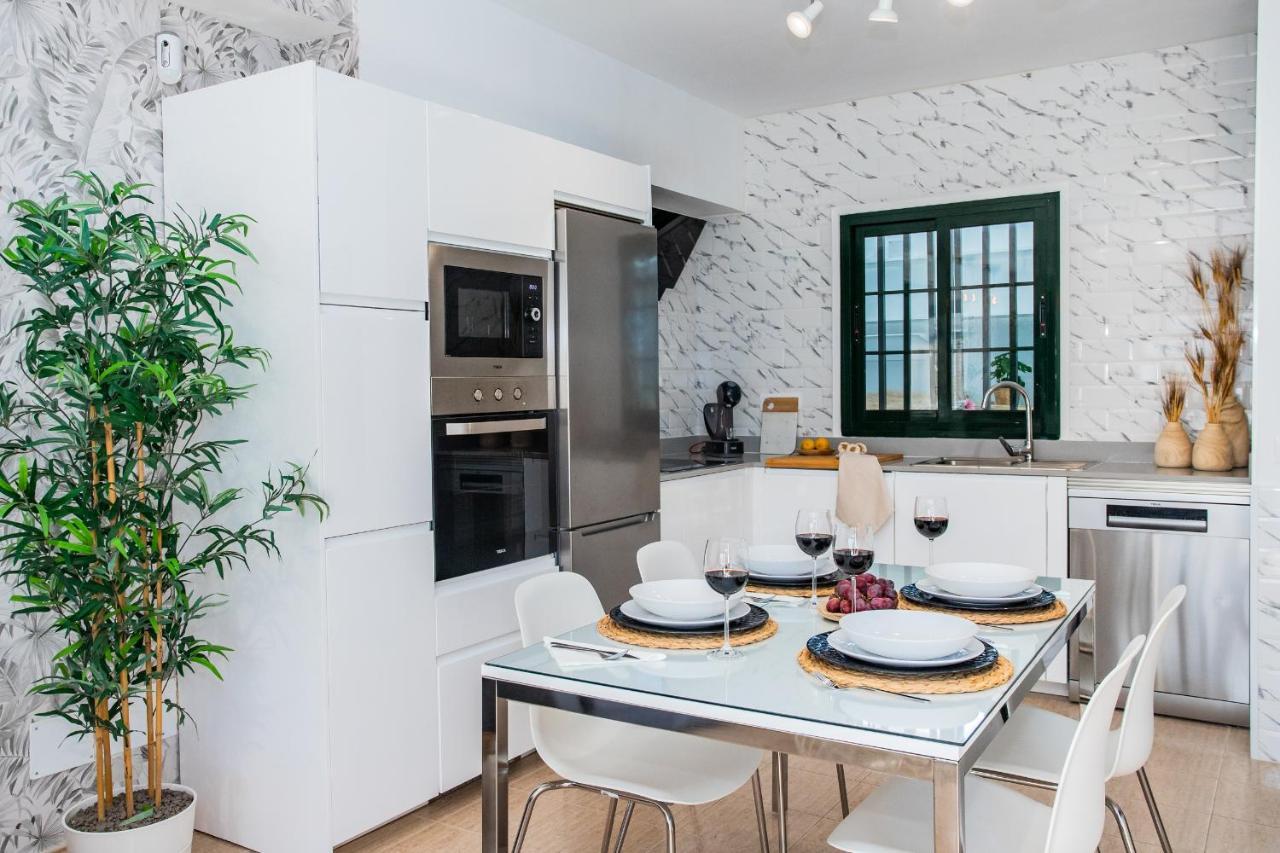 Holiday home Casa Evelyn Piscina Climatizada