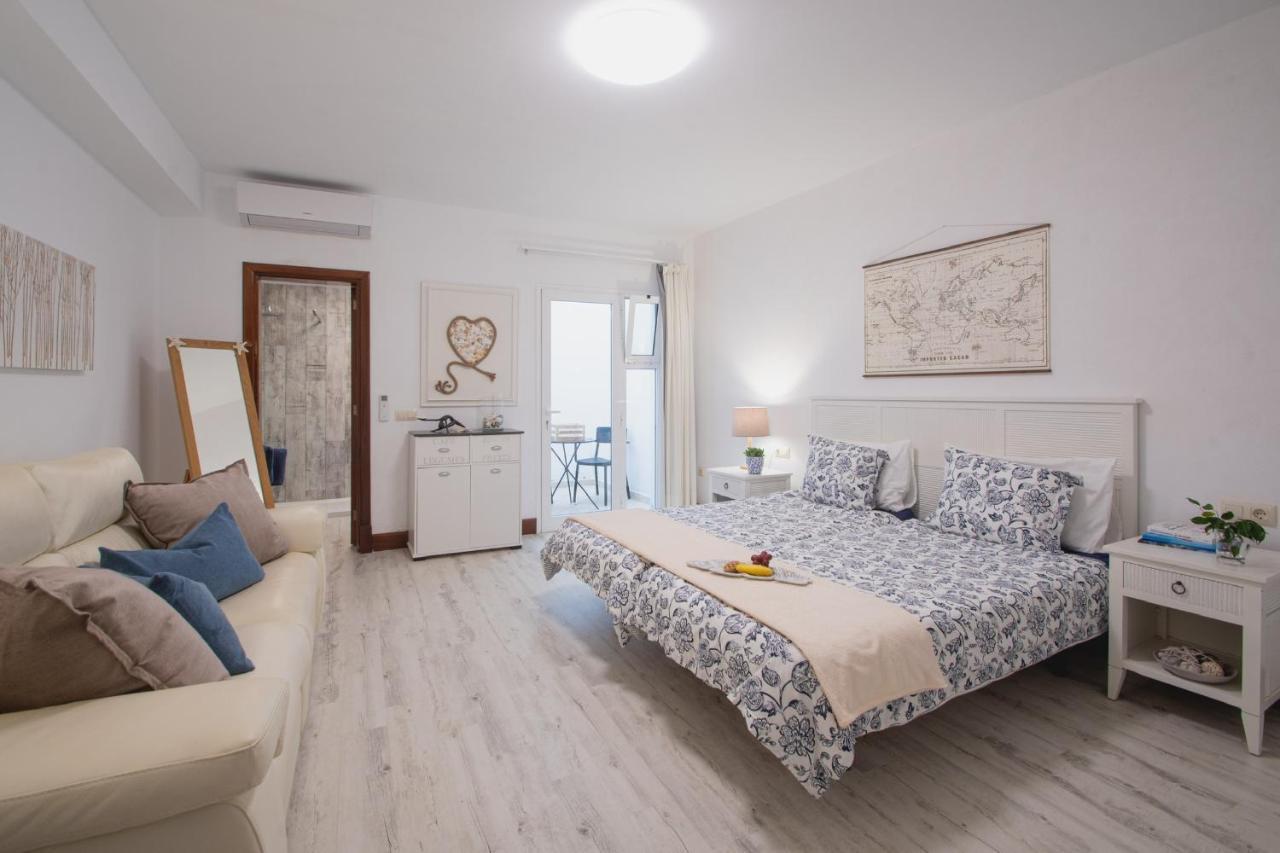 Villa Frontline 25, Modern Coastal Design With Amazing Views Puerto Calero