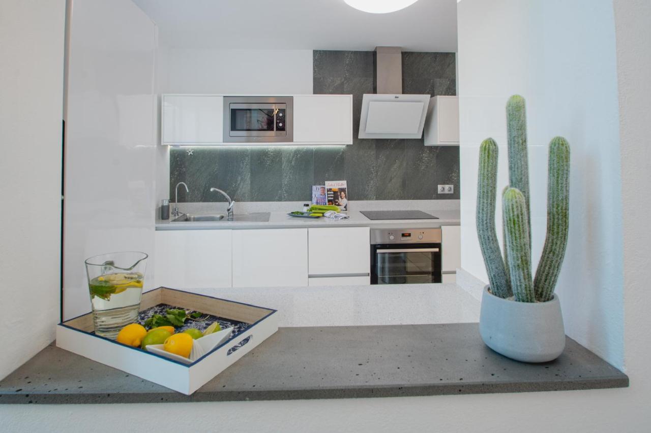 Villa Frontline 25, Modern Coastal Design With Amazing Views