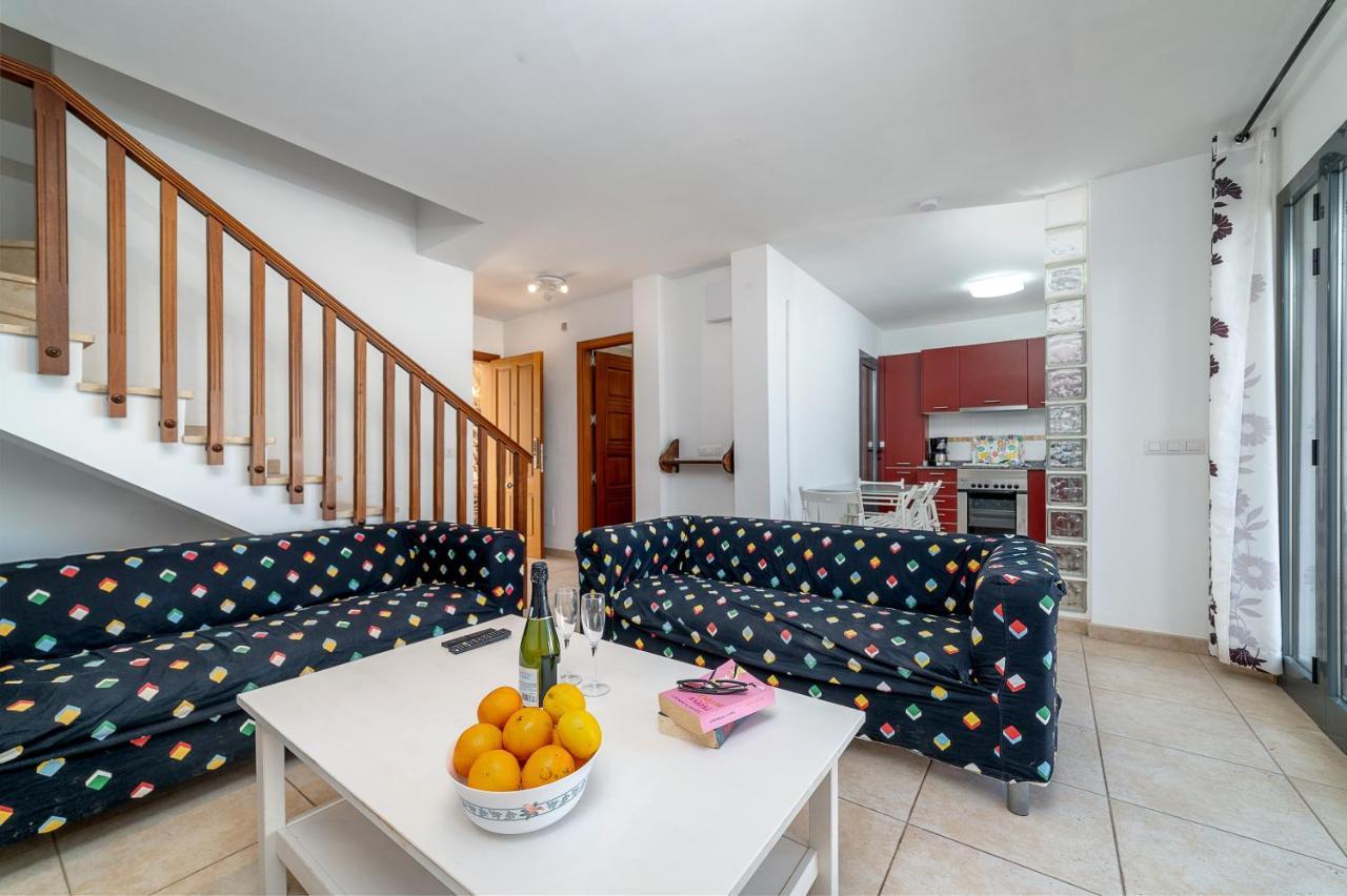 Casa *