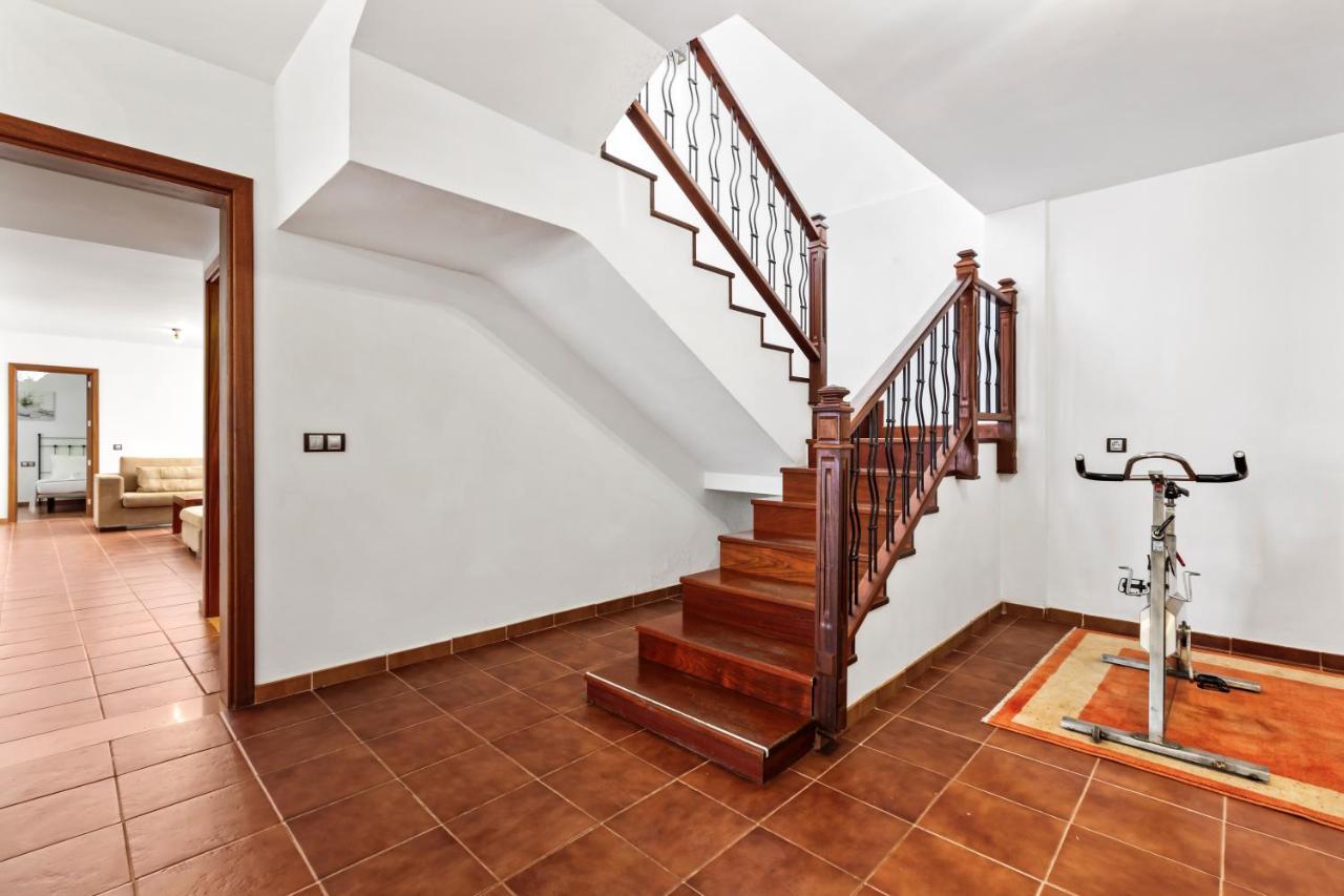 Home2book Luxury Playa Honda, Private Pool Villa