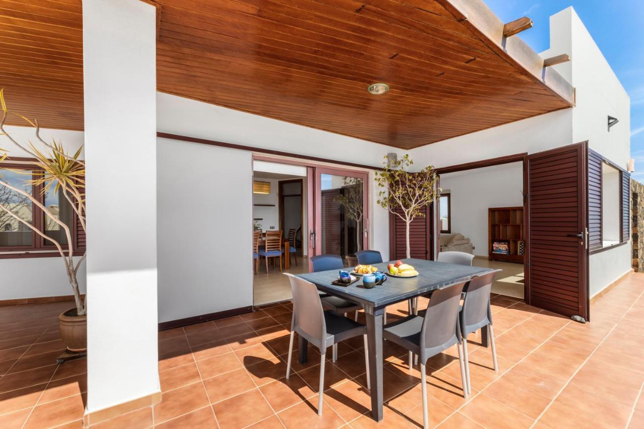 Home2book Luxury Playa Honda, Private Pool Villa Playa Honda (Lanzarote)