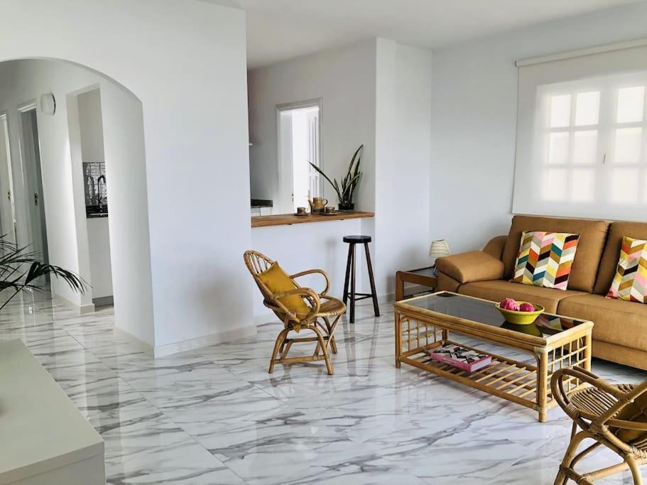 Casa Eloina * Playa Honda (Lanzarote)