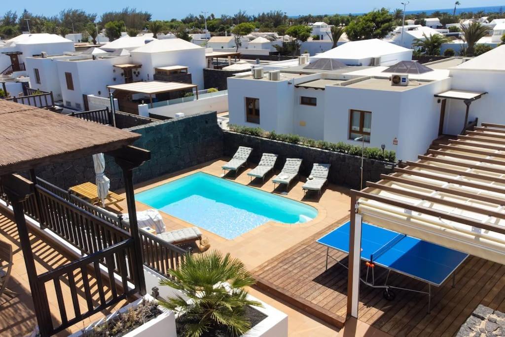 Cavendish With Sea Views And Heatable Pool Close To Flamingo