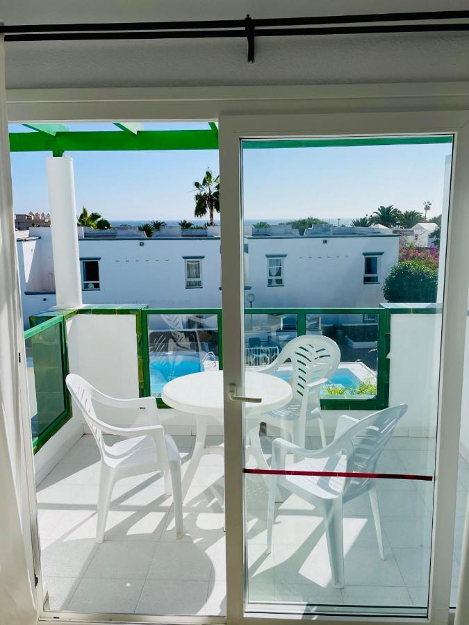 Relaxing Upper Floor Apartment- Exclusive Complex.