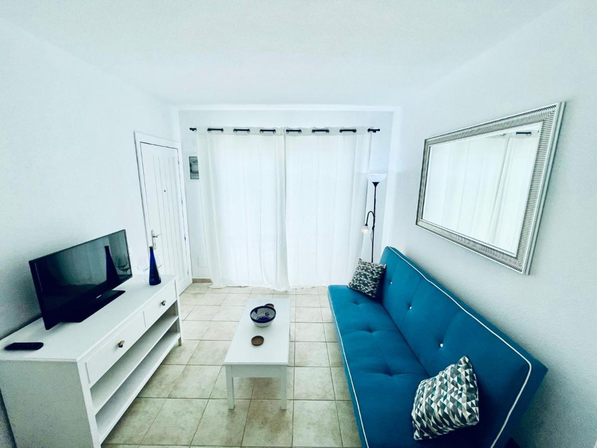 Relaxing Upper Floor Apartment- Exclusive Complex. Apartment *