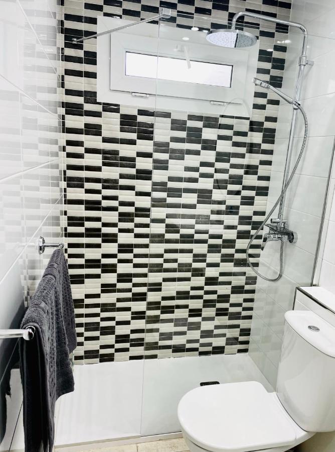 Relaxing Upper Floor Apartment- Exclusive Complex. Los Pocillos