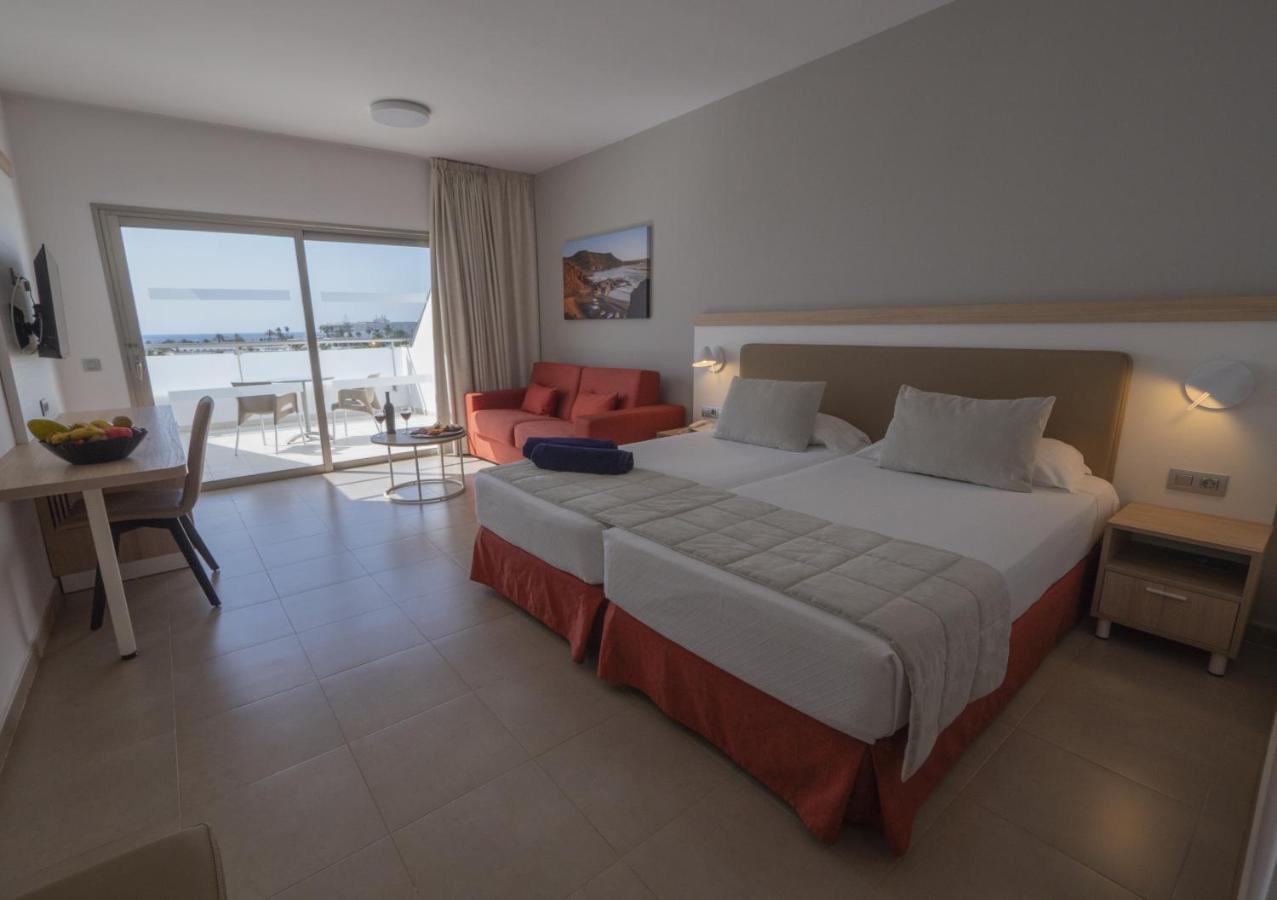 Lanzarote Village 4*
