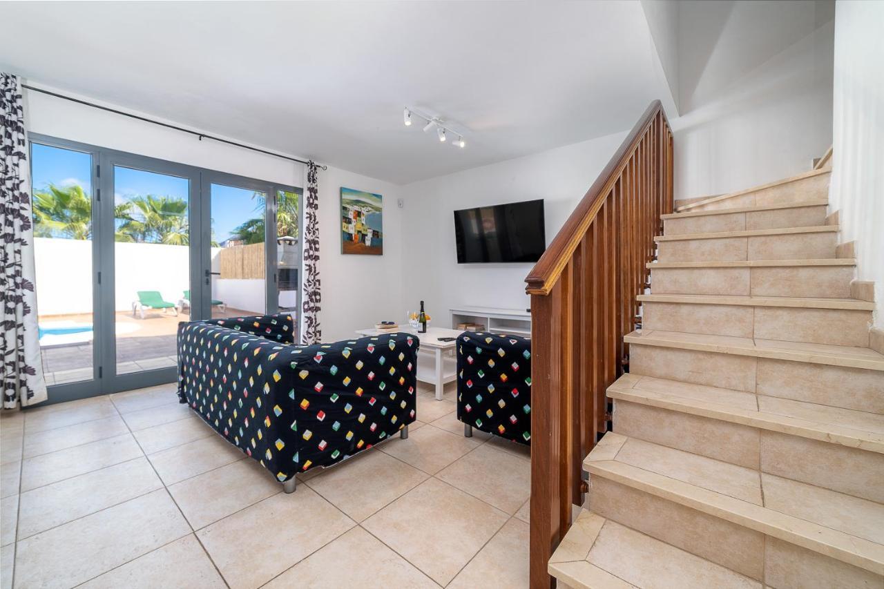Casa *
